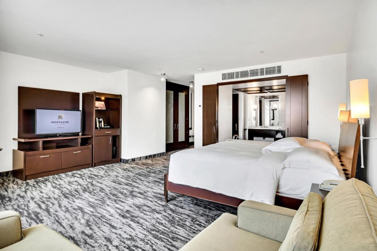 Hotel Mortagne ブーシャーヴィル エクステリア 写真